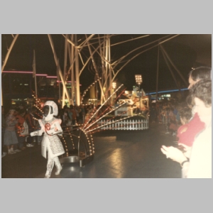 1988-08 - Australia Tour 088 - Worlds Fair Parade.jpg